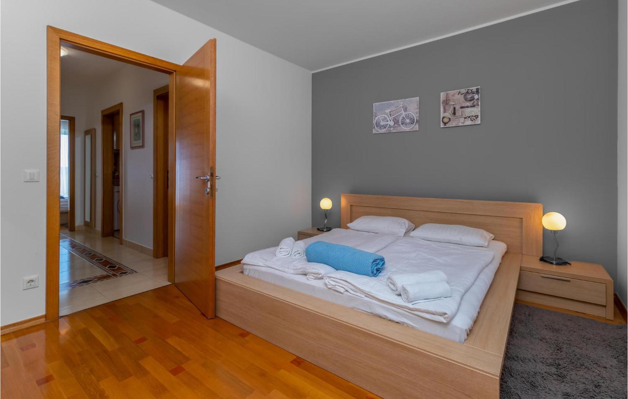 Lovely Apartment In Selce With House Sea View Dış mekan fotoğraf